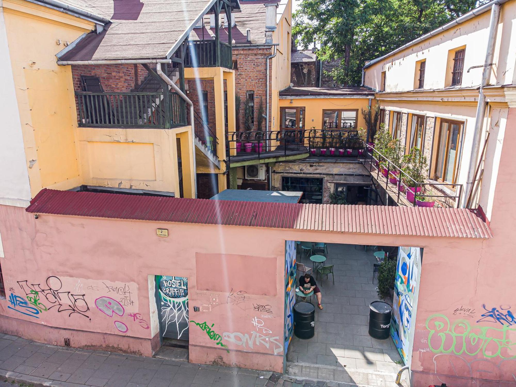 Hostel Graffiti Krakkó Kültér fotó